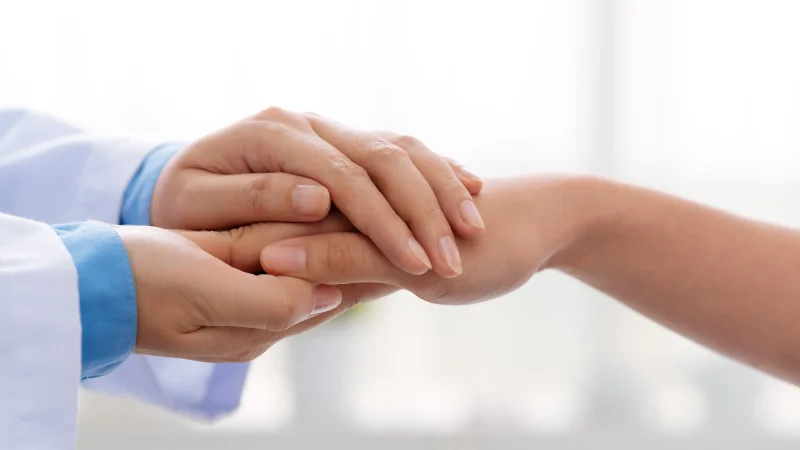 カチクル株式会社による薬局向けホームページ制作・制度対応サポートの内容を示す画像